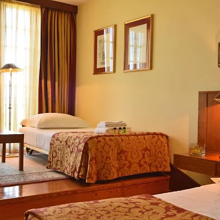 Hotel Mosteiro De 5*