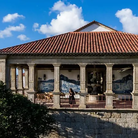 Hotel Mosteiro De 5*