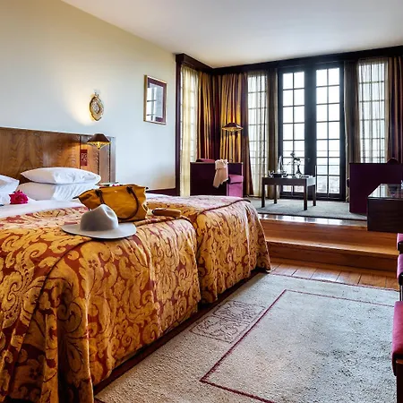 Hotel Mosteiro De 5*