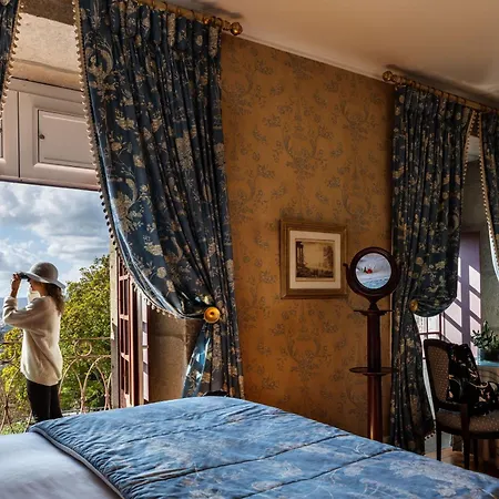 Hotel Mosteiro De 5*