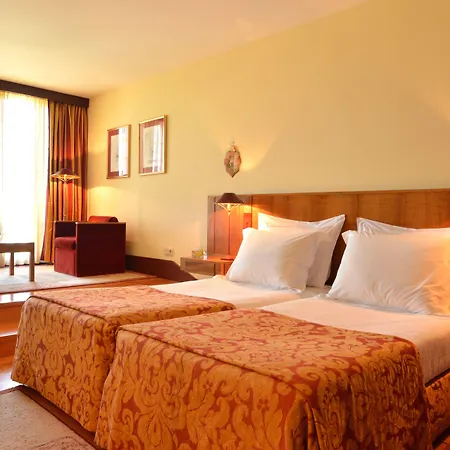 Otel Mosteiro De Guimarães