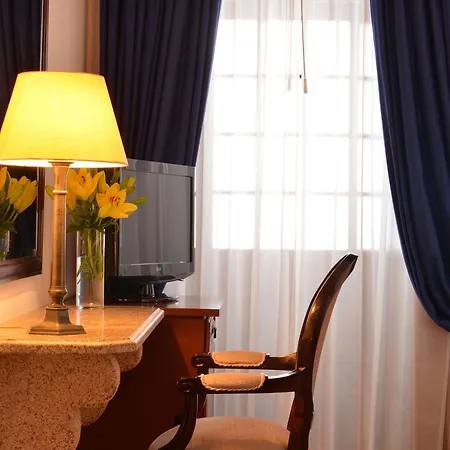 Mosteiro De Otel