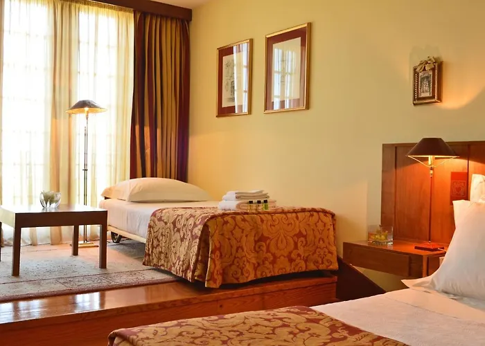 Hotel Mosteiro De 5*