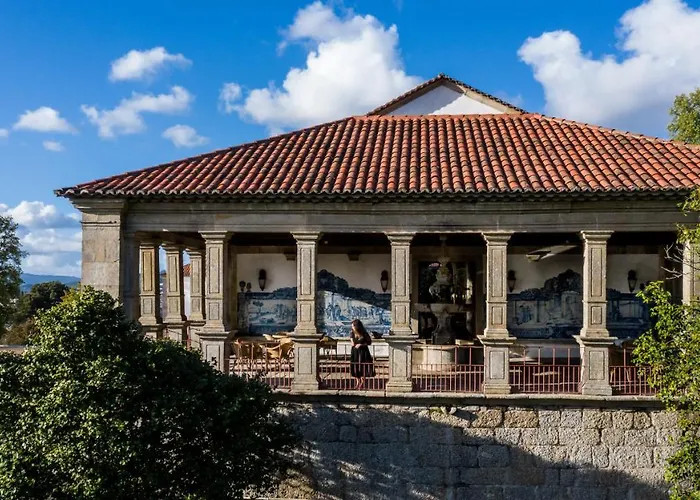 Hotel Mosteiro De 5*