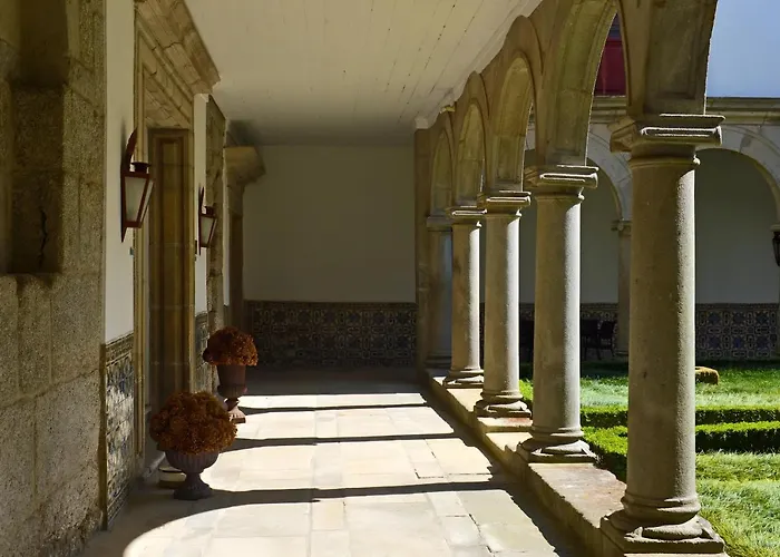 מלון Mosteiro De גימראייש