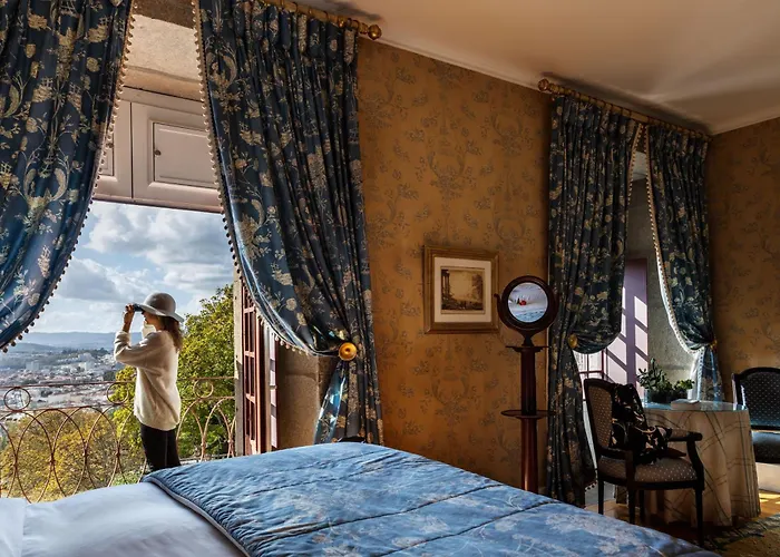 Hotel Mosteiro De 5*