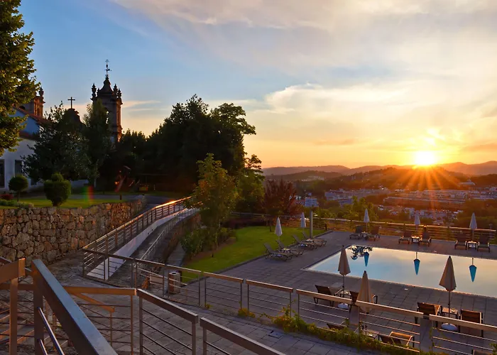Hotel Mosteiro De Guimarães