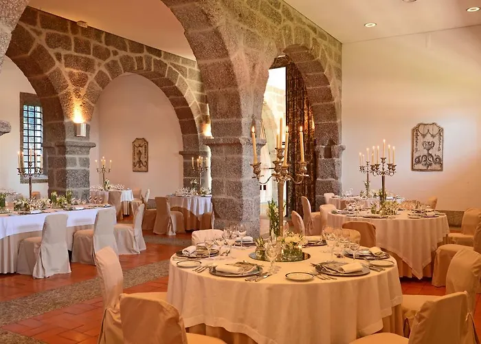 Hotel Mosteiro De 5*